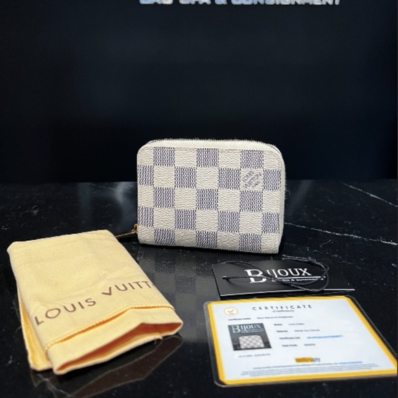 Damier Azur Mini Zippy Wallet - Picture 2 of 9